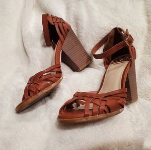 Leather strappy sandal heels Fergalicious